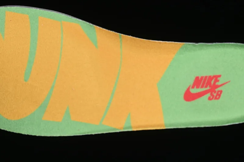 All categories Nk SB Dunk series Nk SB Dunk Low low-top sneakers Nk SB Dunk Low "What The Dunk" Pop art mix and match SB low-top casual sports skateboard shoes 318403-141